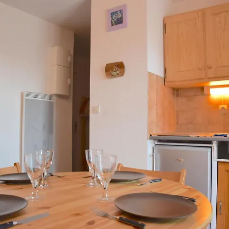 Apartment T2 De 23m² A Bernex, Proche Pistes Et Randonnees, Avec Balcon Et Equipe - Fr-1-498-34 *