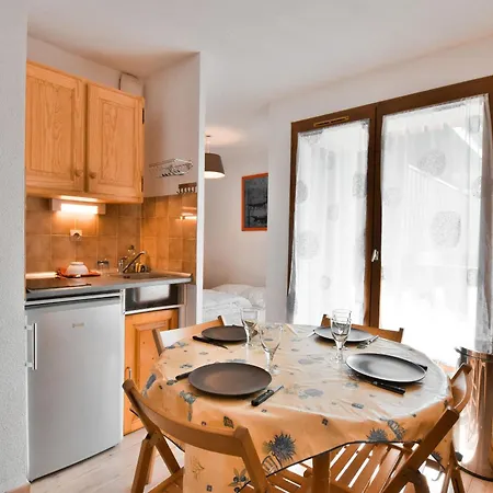 Apartment T2 De 23m² A Bernex, Proche Pistes Et Randonnees, Avec Balcon Et Equipe - Fr-1-498-34 *